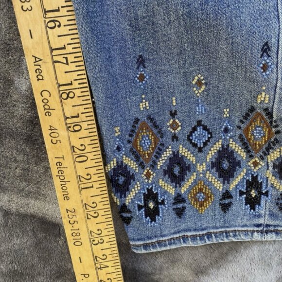 Chico’s Beaded Hem Pull On High Rise Ankle Jeggings Jeans Sz 8 Regular - Picture 3 of 5
